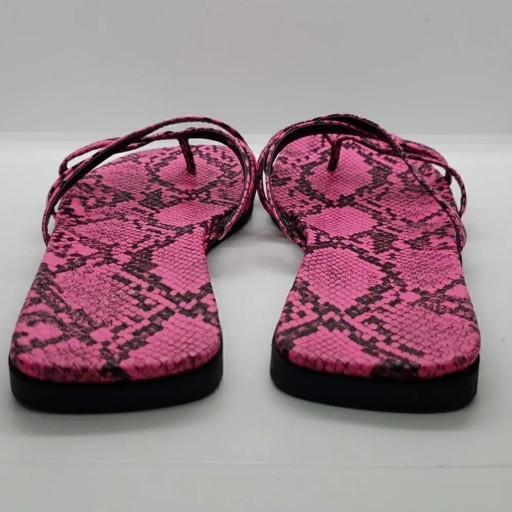14th And Union Size 7 Hot Pink Snake Skin Flip Flop